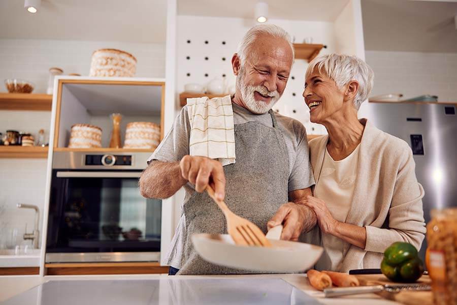 An older couple enjoy retirement thanks to an IRA.
