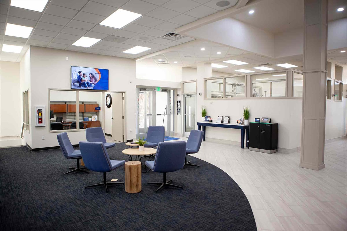 Ogden-lounge-area-2