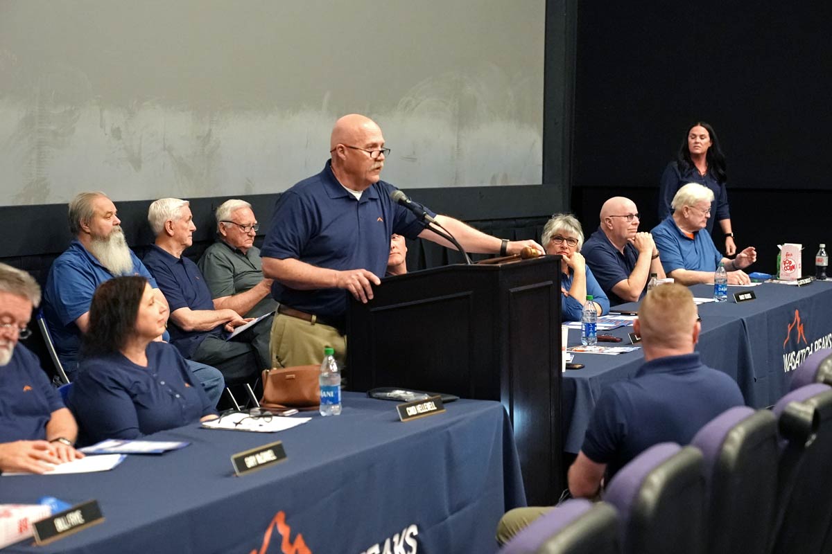 Mark Ramsey, Wasatch Peaks Board Chair, addresses the audience at the 92nd Annual Meeting