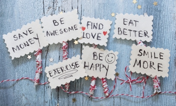 Simple Resolutions for Any Time of Year written on cards